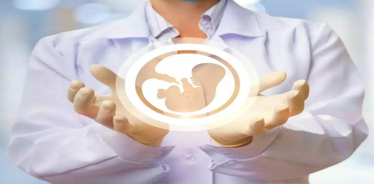 4 Factors to Consider Before Choosing the Best IVF Clinic in Noida